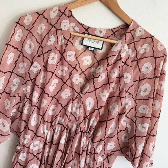 Revolve ALEXIS VENLA PINK MEDALLION HANDKERCHIEF HEM MIDI BOHO DRESS S - Picture 6 of 15